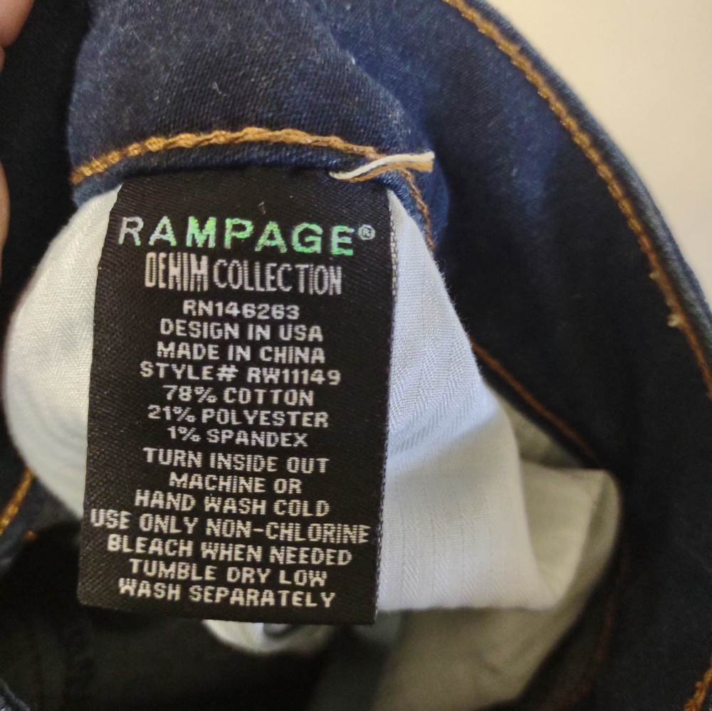 Rampage Women's Plus Size 24W Dark Wash Jeans - Picture 5 of 12